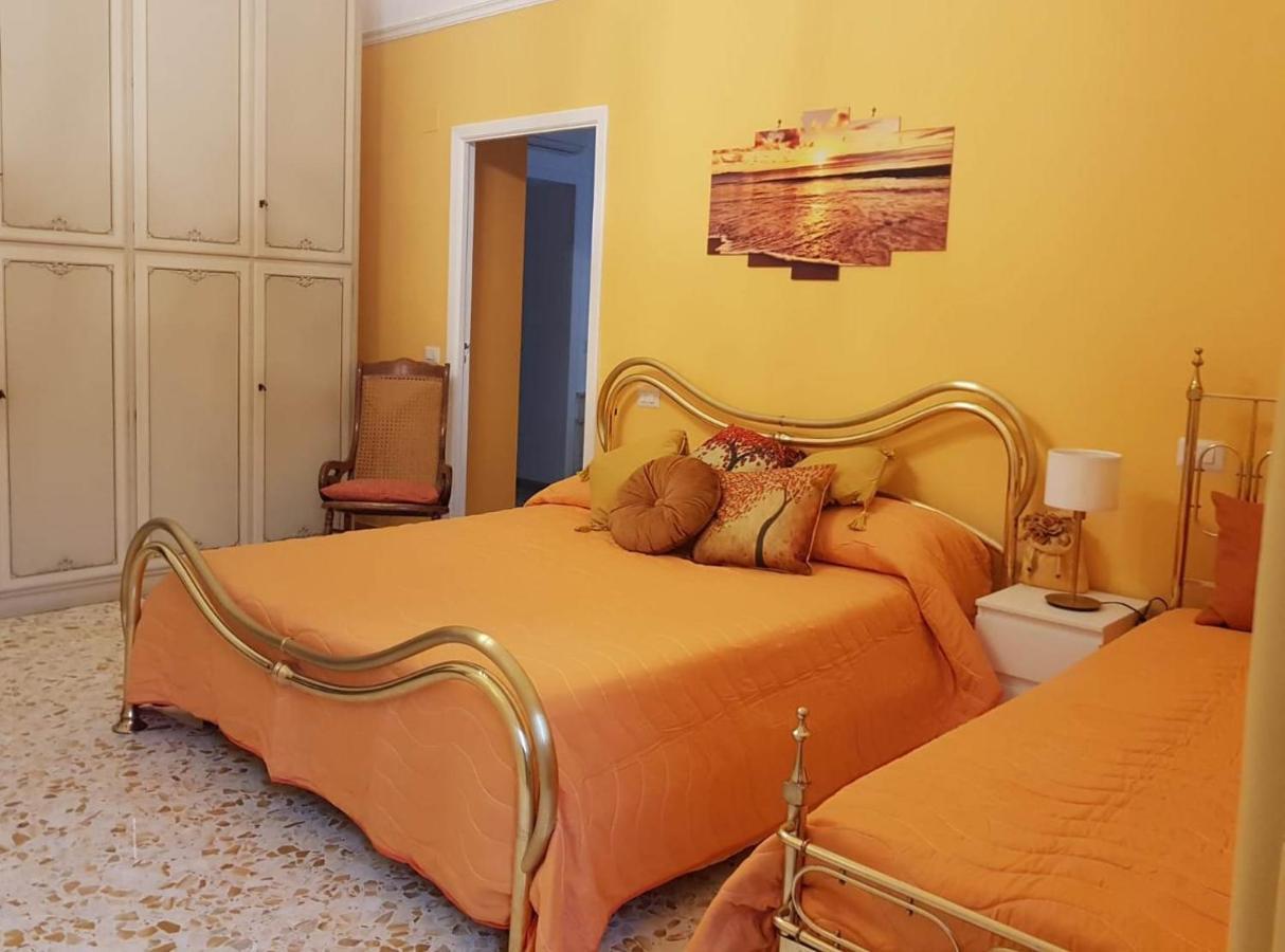 La Casa Di Rosa - Casa Vacanze Meta Bagian luar foto